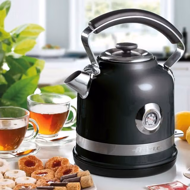 Ariete Cordless Electric Kettle in Black with 1.7 l Capacity and Limescale Filter