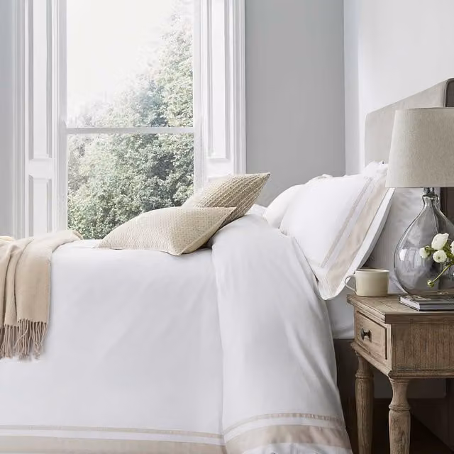 Murmur Jude Double Duvet Cover and Pillowcase Set in White or Beige Linen and Cotton Blend, W/D/H: 140 x 200 cm
