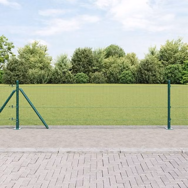 Berkfield Home Green Plastic-Coated Metal Round Mesh Fence Post Set of 2