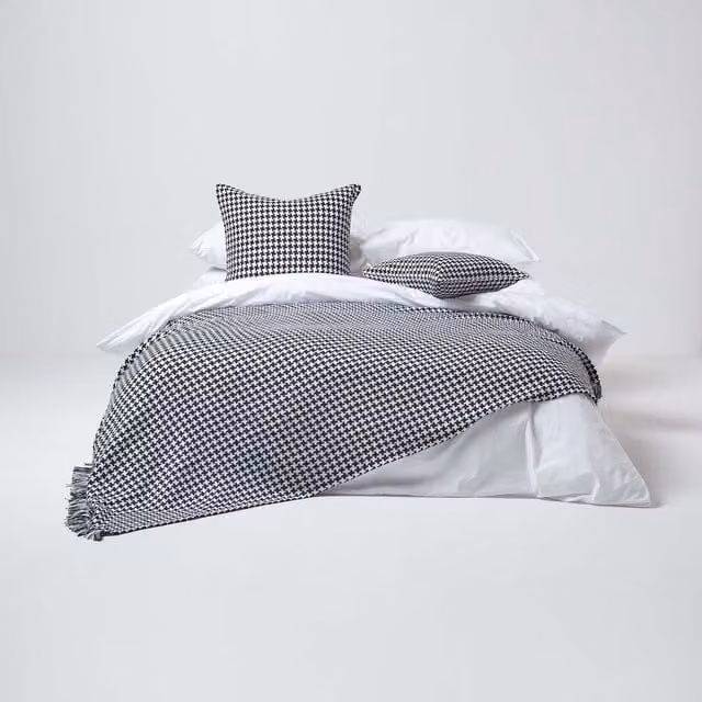 Homescapes Black Woven Cotton Bedspread Throw, Width: 255 cm