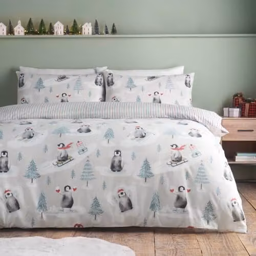Catherine Lansfield Christmas Penguins Reversible Flannelette Duvet Cover and Pillowcase Set, Green and White, King Size (W/D/H: 230 x 220 x 220 cm)