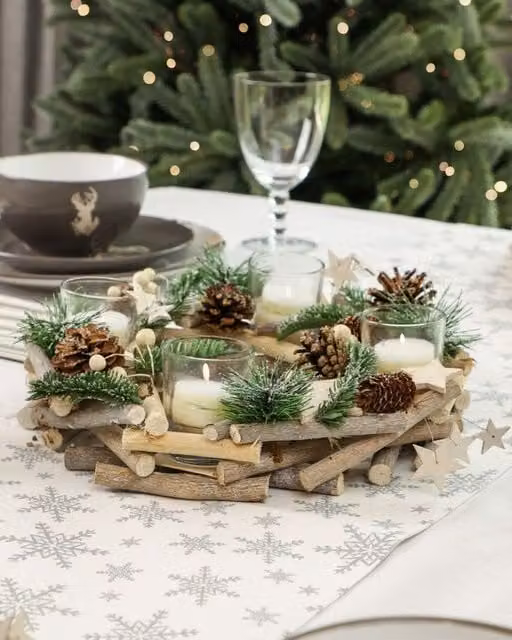 Dibor Set of 2 Nordic Wreath Tealight Christmas Table Decorations in Natural Wood, Diameter: 30 cm