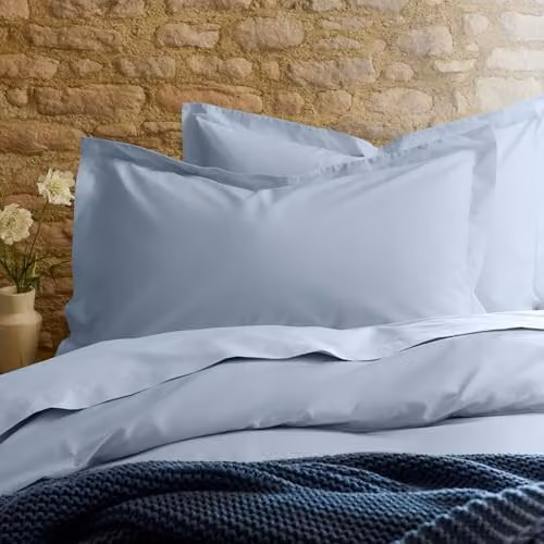 Christy Set of 2 Organic Cotton Percale Oxford Pillowcases in Classic Blue